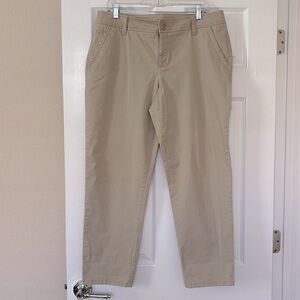 NWOT Liz Claiborne Women 5 Pocket Khaki Chinos